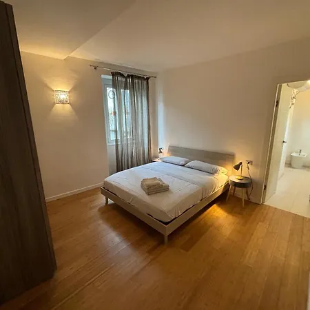Mares Lägenhet Lecco
